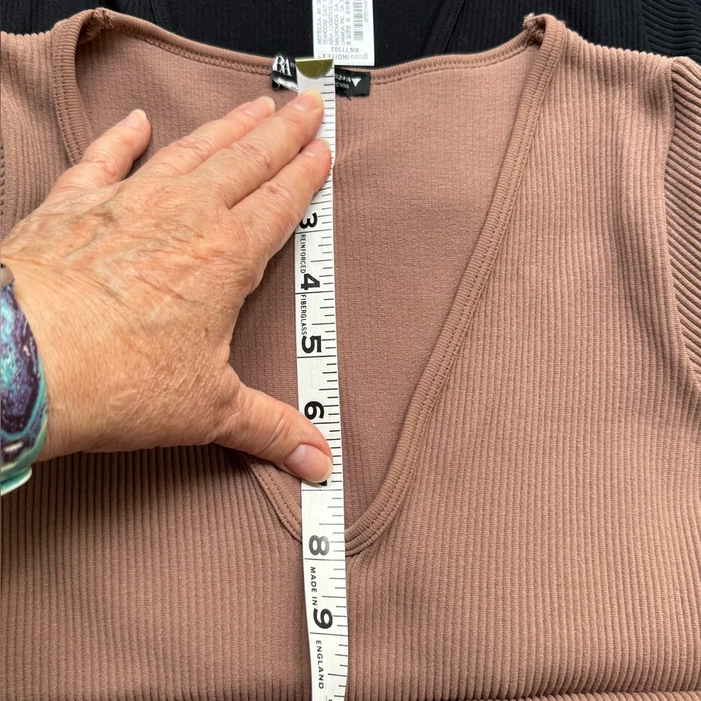 1x$10 or 2x$15 Bundle! Lot of 3 BodySuits - Black, Brown & Black sheer shoulder - Picture 14 of 16